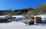 Upland Apartments - Garten im Winterkleid